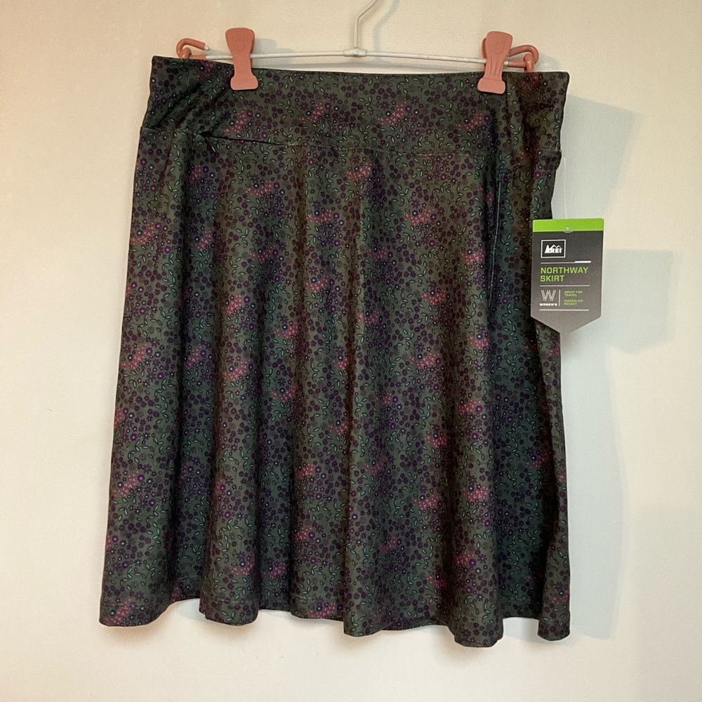 REI Northway Skirt Pewter Green Floral Skirt Size M